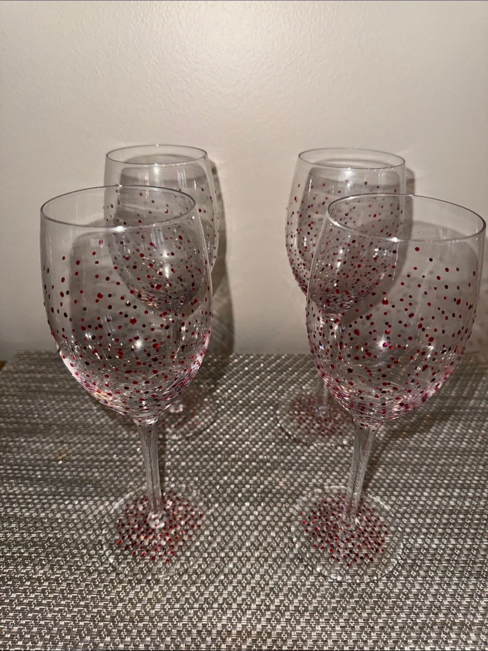 Festive Clear Wine Glasses with Red Dot Pattern - Set of 4